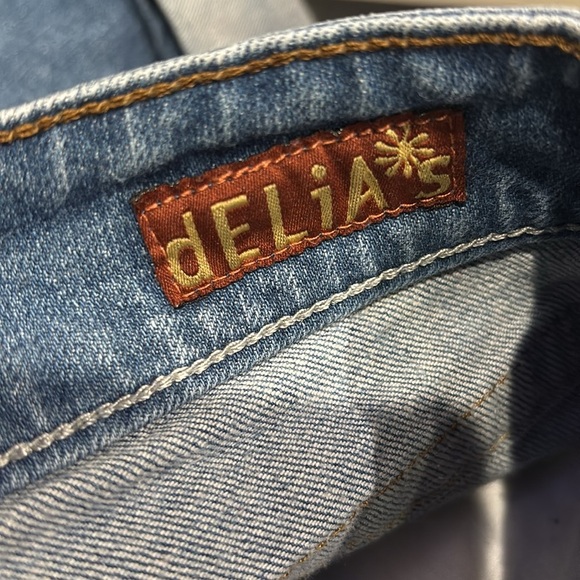 Delia's Bailey Women's Denim Cropped Jeans - Picture 5 of 6